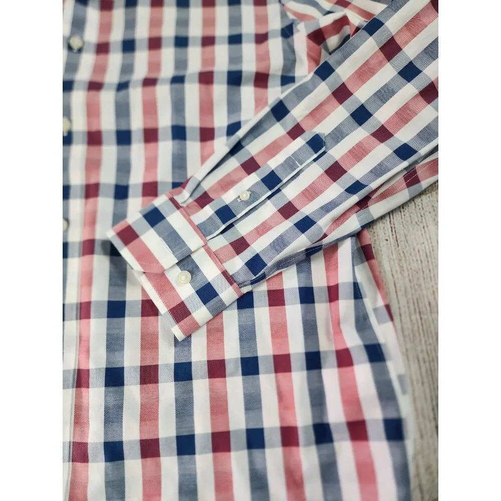Banana Republic Mens Medium No Iron Classic Fit White Blue Button Up Shirt